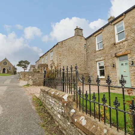 Holiday home Hillside House