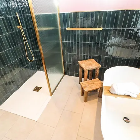 펜션 Hillside House *