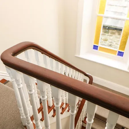 Hillside House 펜션 *