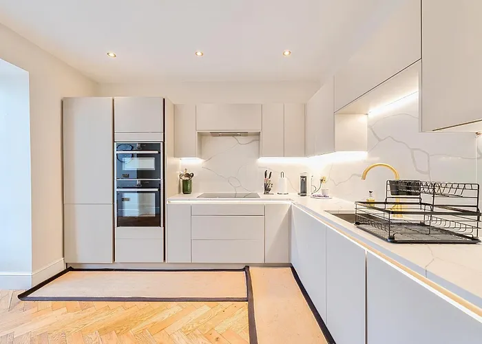 Holiday home Hillside House