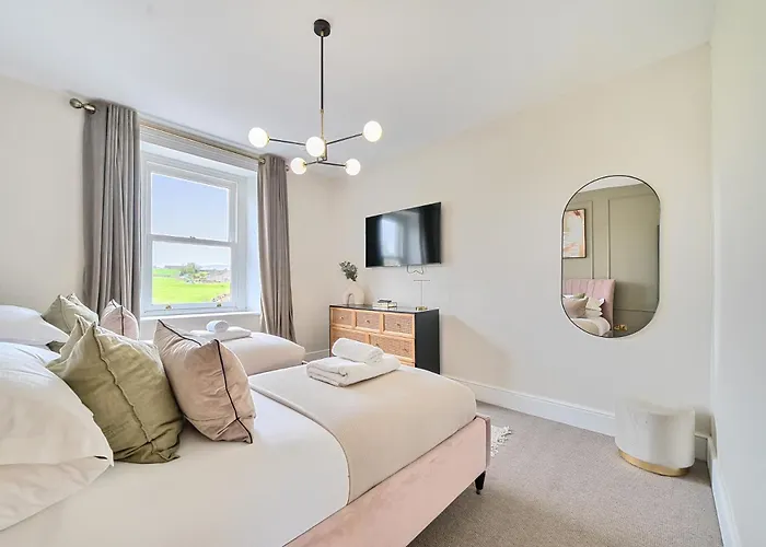 Holiday home Hillside House *